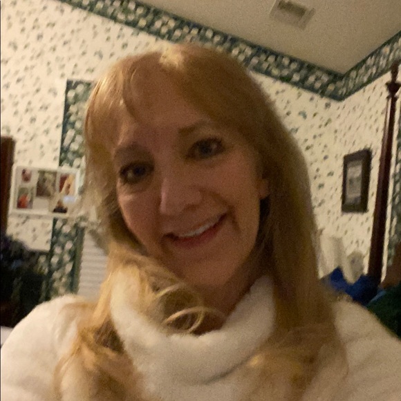 Meet your Posher, Robin - Picture 1 of 1